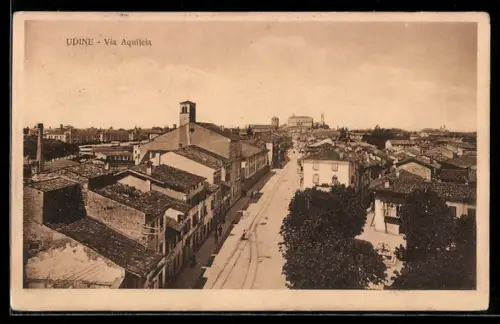AK Udine, Via Aquileia, Strassenansicht