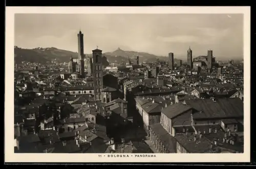 AK Bologna, Panorama mit Kirche