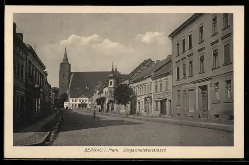 AK Bernau i. Mark, Bürgermeisterstrasse mit Geschäften und Kirche
