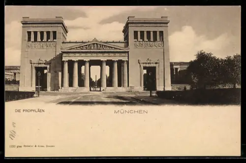 AK München, Propyläen