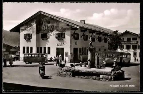 AK Reit im Winkl, Postamt, Brunnen, Omnibusse