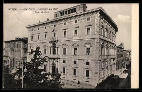 AK Perugia, Palace Hôtel costruito nel 1903 con tram sulla strada