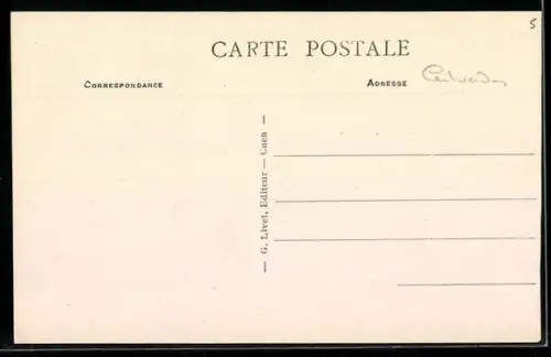 AK Caen, Rue St-Jean avec Café Gustave