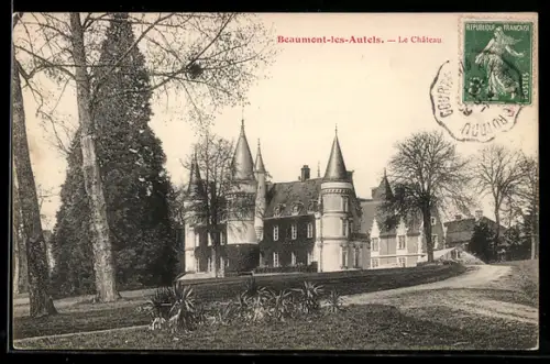 AK Beaumont-les-Autels, Le Château