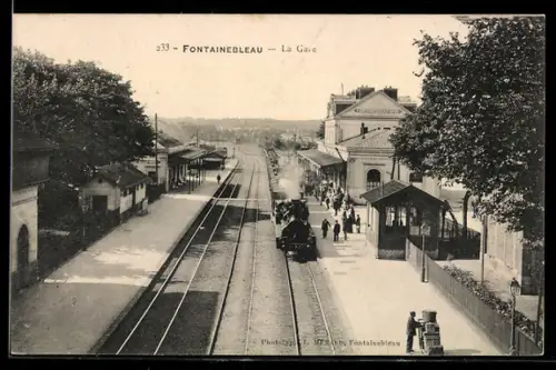 AK Fontainebleau, La Gare