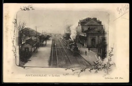 AK Fontainebleau, La Gare