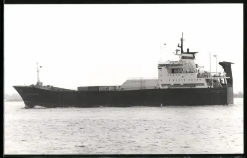 Fotografie Sowjetisches Containerschiff Inzhener Krailis aus Riga mit Heckrampe
