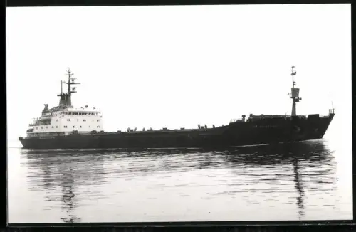 Fotografie Sowjetisches Frachtschiff Kapitan Dubinin in Fahrt