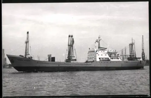 Fotografie Sowjetisches Frachtschiff Gastello in Seitenansicht