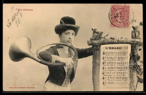 AK Jägerin in Uniform mit Horn, Musiknoten