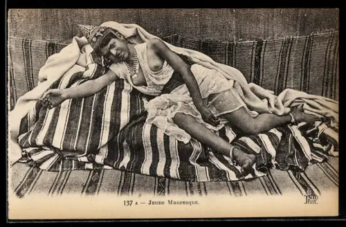 AK Jeune Mauresque, Araberin mit nackter Brust