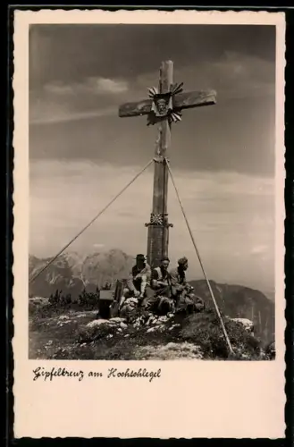 AK Gipfelkreuz am Hochschlegel mit Bergsteigern