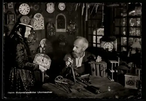 AK Beim Schwarzwälder Uhrmacher, Innenraum
