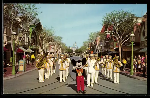 AK Disneyland, Mickey Mouse and Disneyland Band