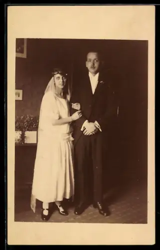 Foto-AK Portrait eines Hochzeitspaares