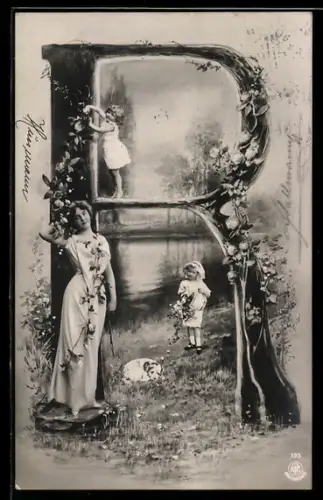 AK Frau und Kinder am Buchstaben R