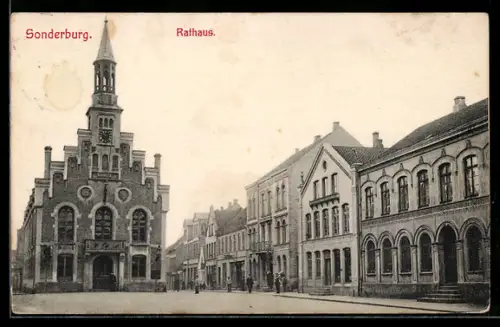 AK Sonderburg, Rathaus mit Strassenpartie