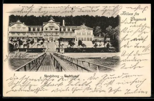 AK Skodsborg, Badehotel mit Steg