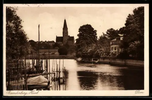 AK Brandenburg /Havel, Dom vom Wasser aus
