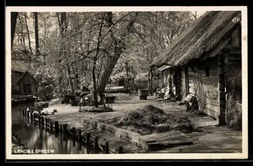 AK Lehde i. Spreewald, Bauernhäuser am Wasserlauf