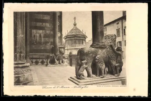 AK Bergamo, Chiesa di S. Maria, Dettaglio con leoni scolpiti