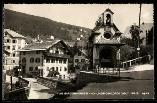 AK Ortisei /Val Gardena, Monumento Ricordo Caduti 1914-18