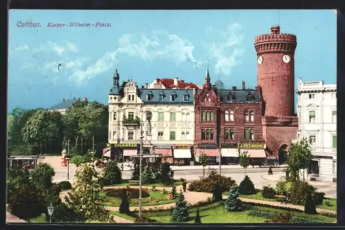 AK Cottbus, Kaiser-Wilhelm-Platz mit Zigarren-Geschäft, Strassenbahnen