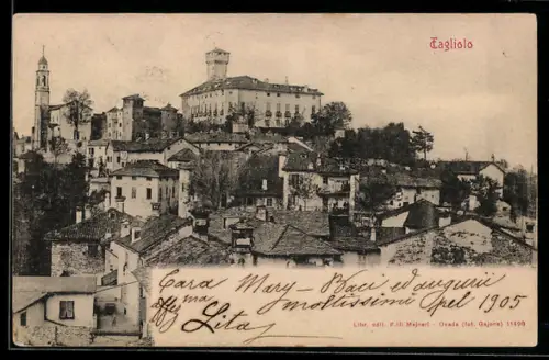 AK Tagliolo, Vista panoramica del borgo e del castello su una collina
