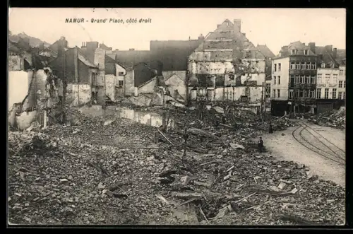 AK Namur, Grand'Place, coté droit