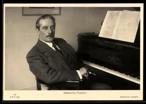 AK Portrait Musiker Giacomo Puccini am Klavier