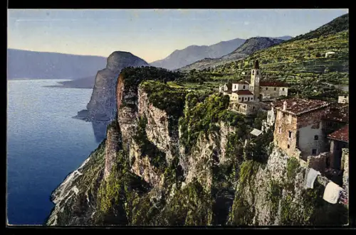 AK Tremosine /Lago di Garda, Blick auf den Ort überm Gardasee