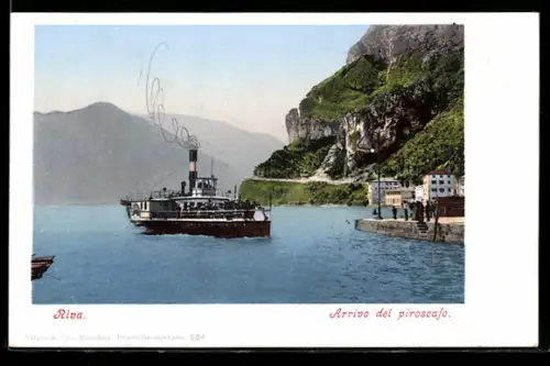 AK Riva, Arrivo del piroscafo, Schiff fährt in den Hafen