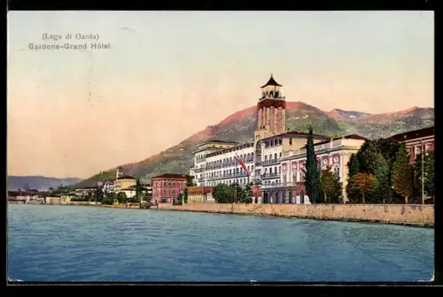 AK Gardone, Hotel an der Promenade
