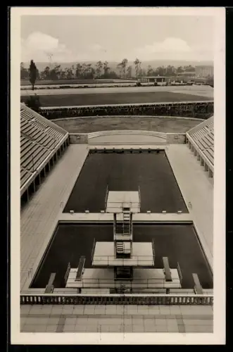 AK Berlin, Reichsportfeld, Blick von der Deutschen Kampfbahn auf das Schwimmstadion
