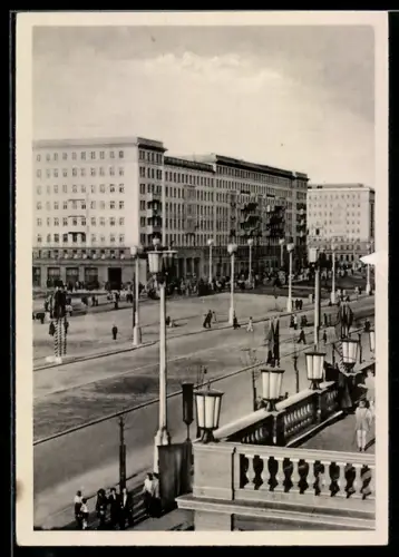 AK Berlin-Friedrichshain, Stalinallee, Block D-Nord