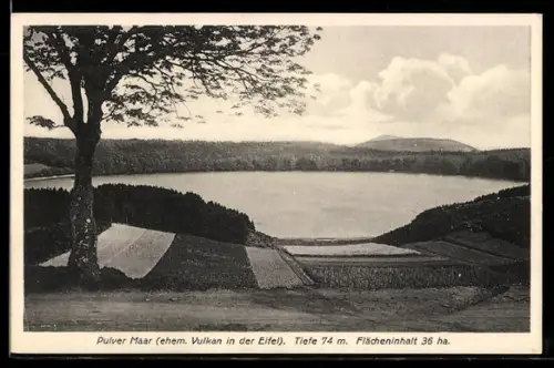 AK Pulvermaar, Blick auf das Maar und ehemalige Vulkanlandschaft in der Eifel