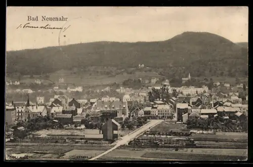 AK Bad Neuenahr, Stadtansicht mit umliegenden Bergen