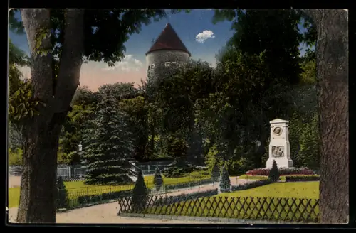 AK Freiberg i. Sa., Schlossplatz, Turm, Denkmal