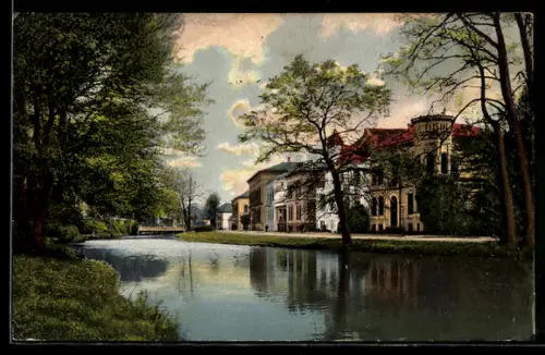 AK Oldenburg, Partie an der Elisabethstrasse, Flussufer, Bäume