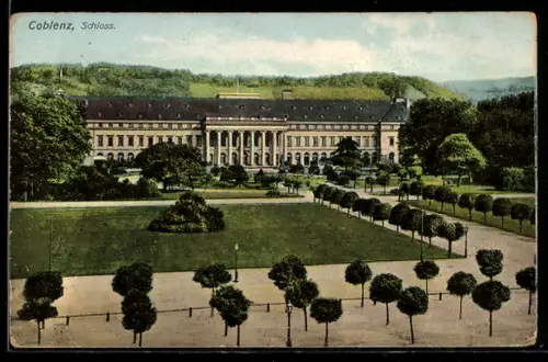 AK Coblenz, Vogelschau auf das Schloss und Parkanlage