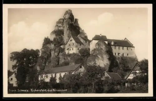 AK Tüchersfeld / Fränk. Schweiz, Panorama mit Felsendorf