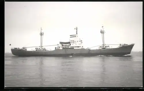 Fotografie Sowjetisches Frachtschiff Kyardla hohe Fahrt laufend