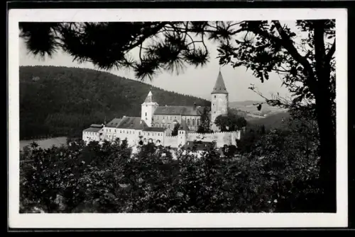 AK Krivoklát, Hrad Krivoklát