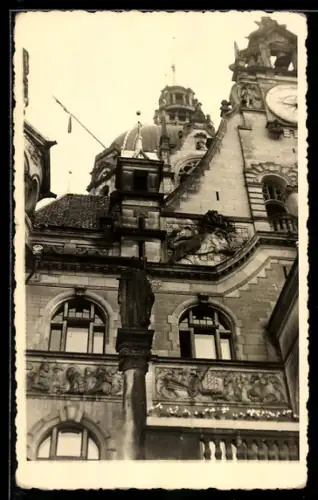 Foto-AK Hannover, Teilansicht vom Neuen Rathaus