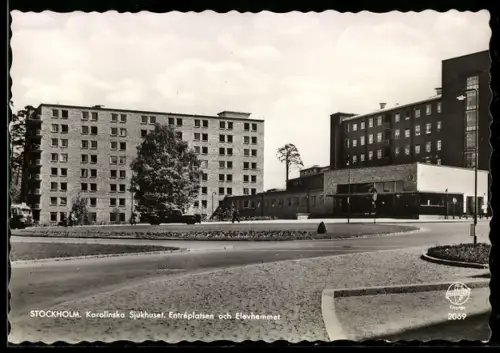 AK Stockholm, Karolinska Sjukhuset, Entréplatsen och Elevhemmet