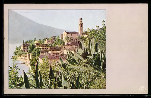 AK Limone /Gardasee, Vista del borgo con campanile e vegetazione rigogliosa