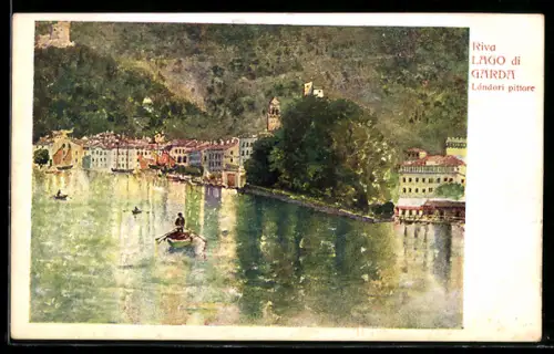 AK Riva /Lago di Garda, Veduta del lago con barche a remi e città sullo sfondo