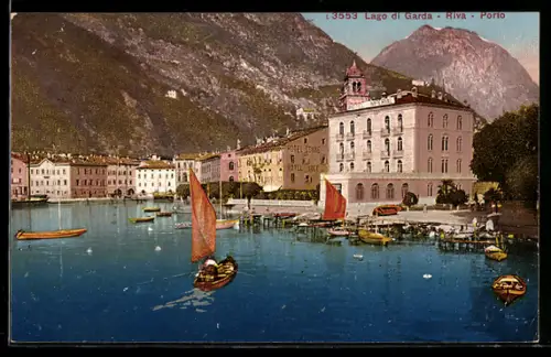 AK Riva /Lago di Garda, Porto con barche a vela e edifici storici sullo sfondo