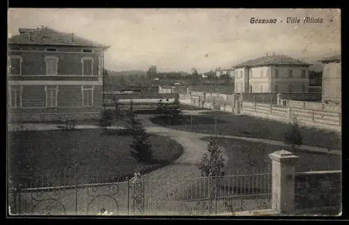 AK Gozzano, Ville Alliata con giardino e cancelli decorativi