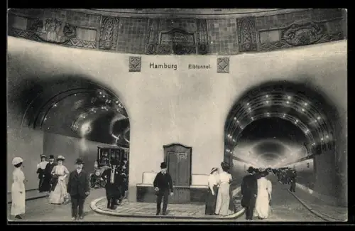 Künstler-AK Hamburg-St. Pauli, Der Elbtunnel, Innenansicht mit Automobil und Fussgängern